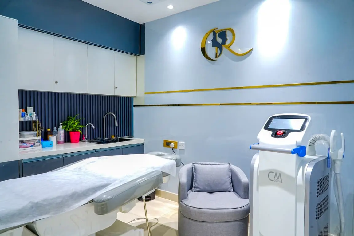 Procedure Room – CM Slim Body Contouring Machine