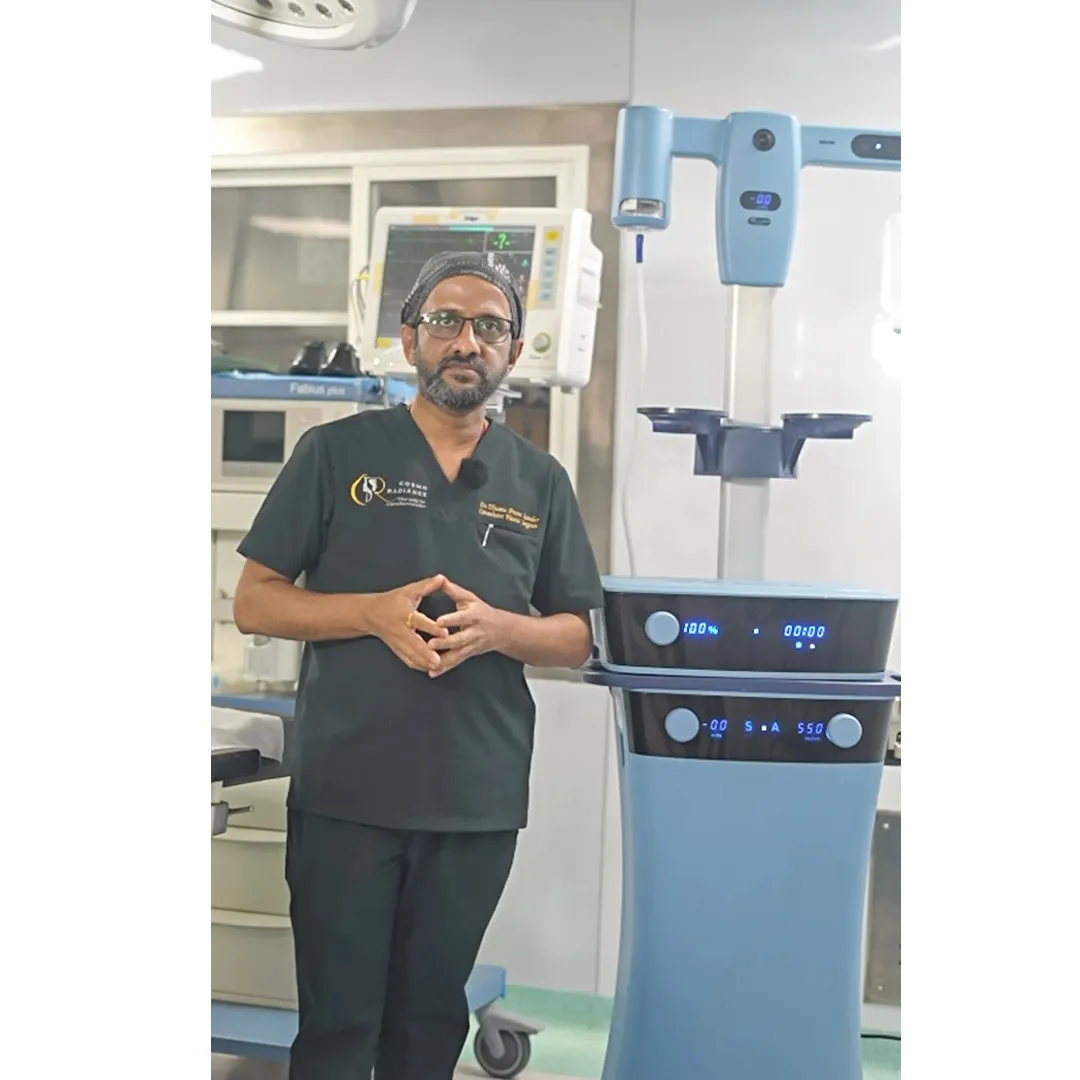 VASER® 2.0 + VentX® Console for high-definition 4D liposuction